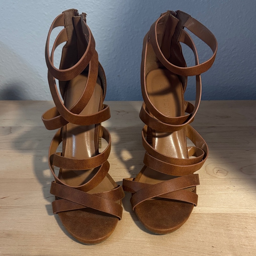 ❌SOLD❌ Brown Strappy Heels